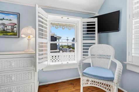 15 Bath Avenue Ocean Grove NJ 07756