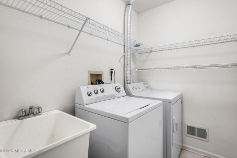 281 Mockingbird Drive Monroe NJ 08831