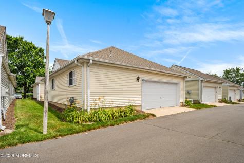281 Mockingbird Drive Monroe NJ 08831