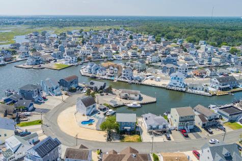 262 Evergreen Drive Bayville NJ 08721