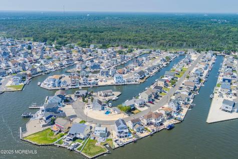 262 Evergreen Drive Bayville NJ 08721