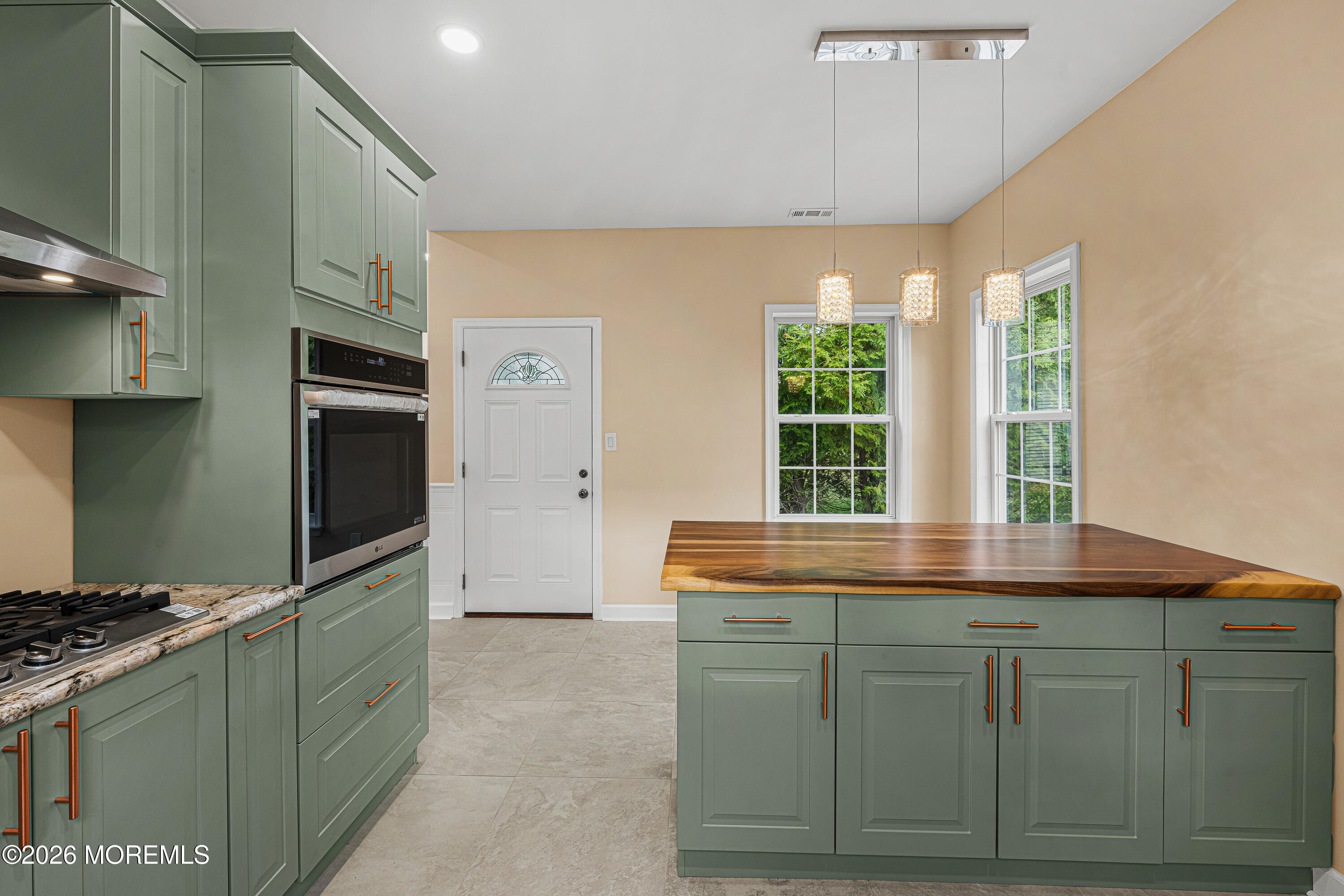 32 Gabriella Circle Manchester NJ 08759