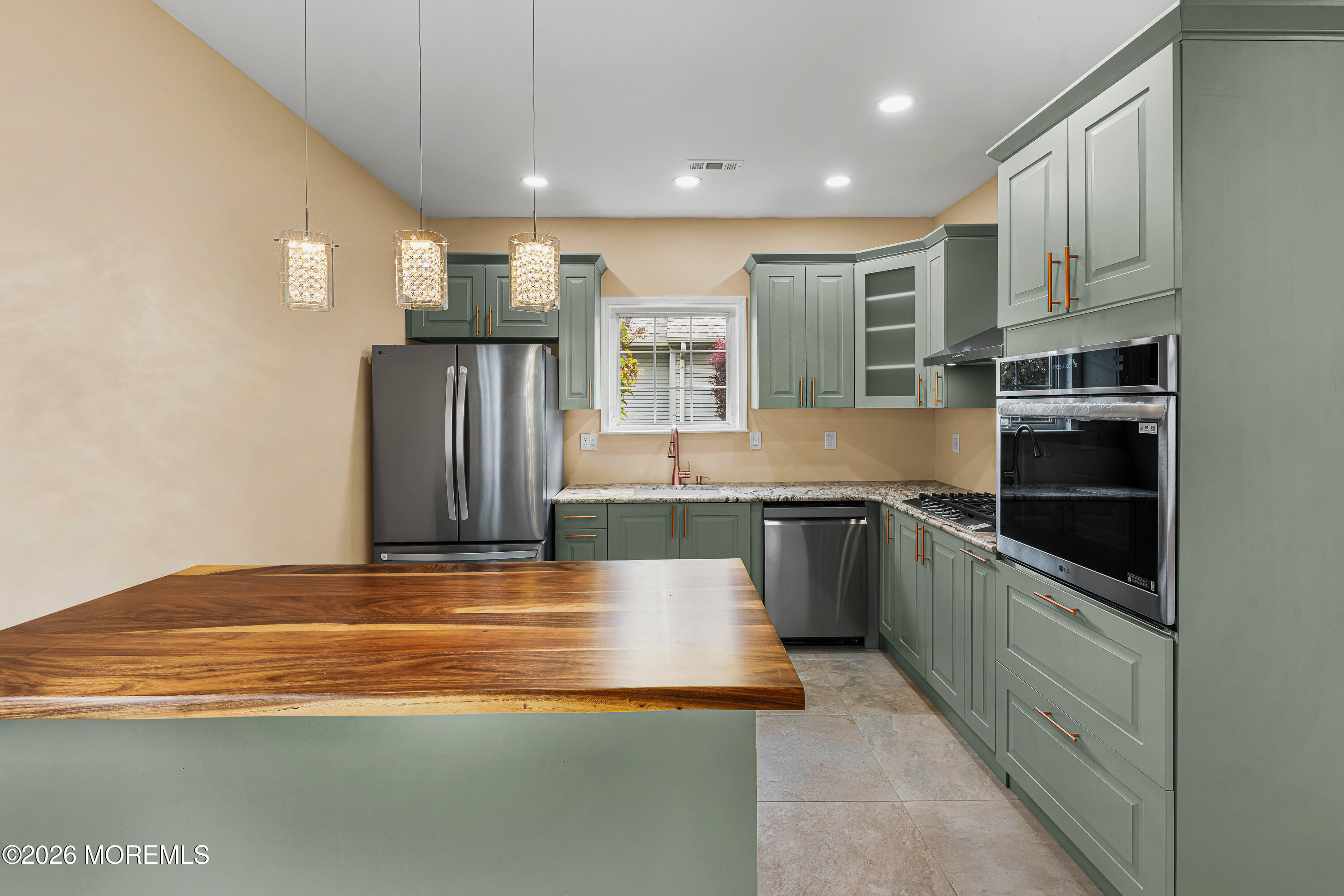 32 Gabriella Circle Manchester NJ 08759