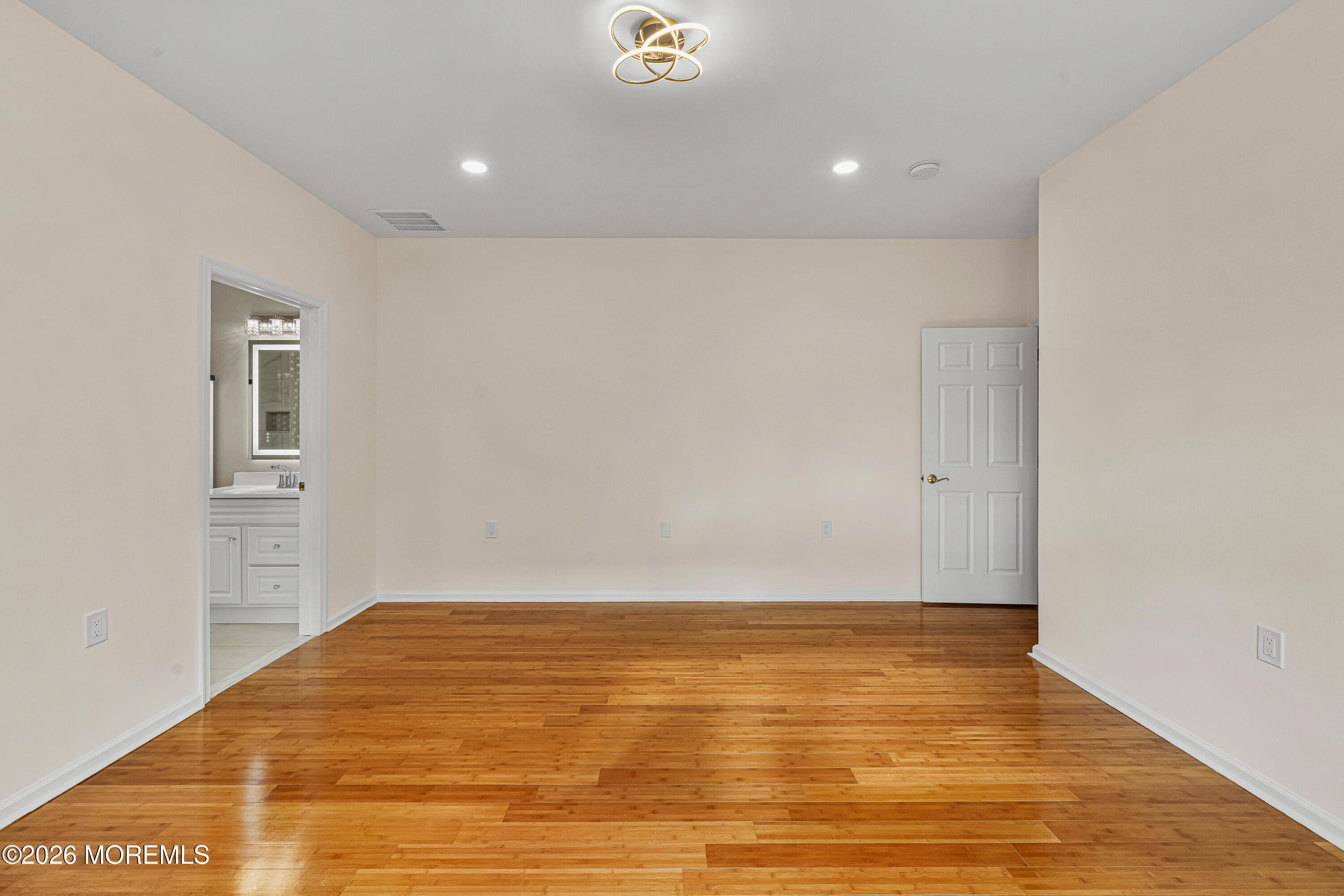 32 Gabriella Circle Manchester NJ 08759