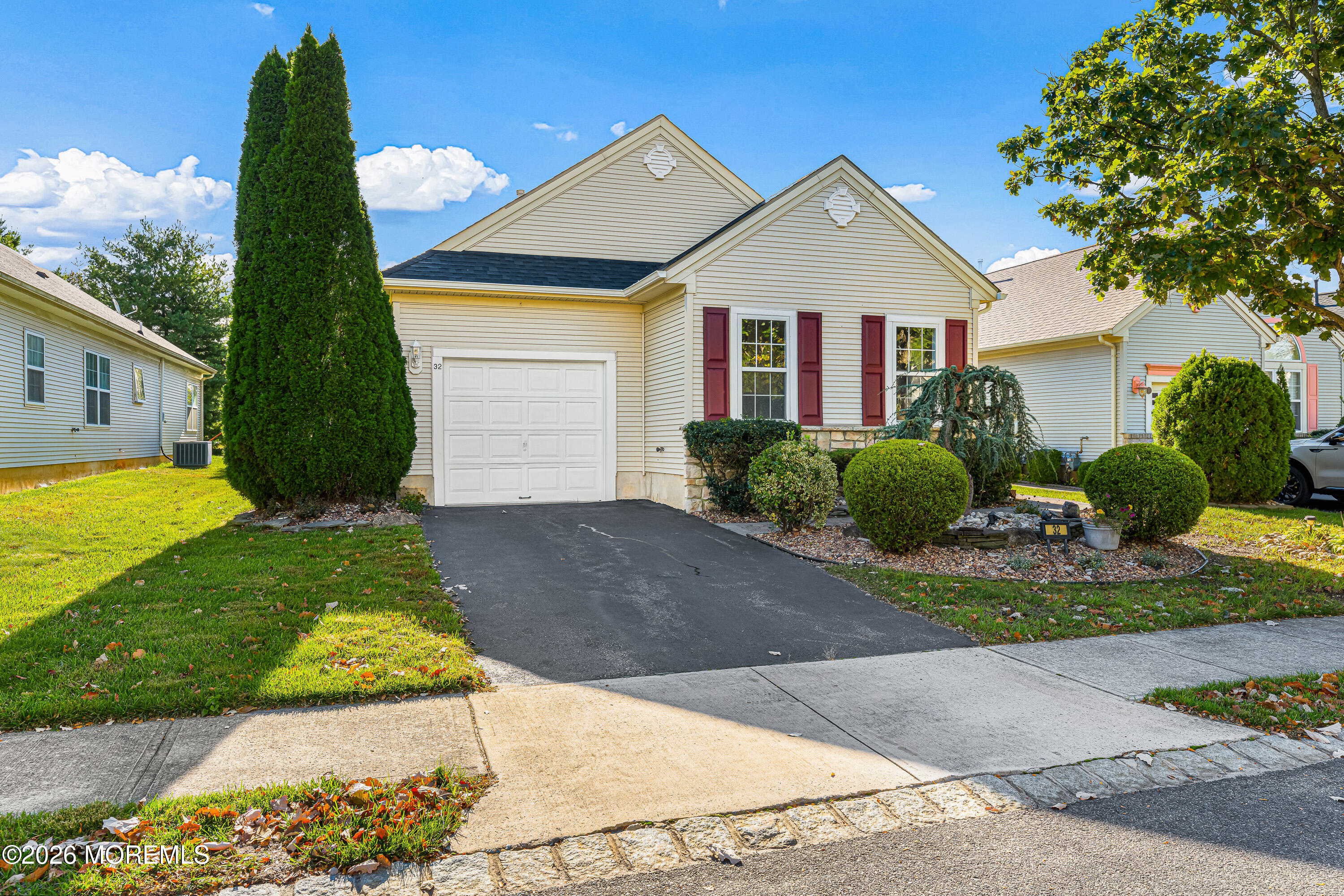 32 Gabriella Circle Manchester NJ 08759