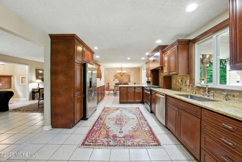 511 Burlington Road Freehold NJ 07728