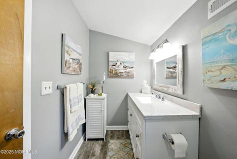511 Burlington Road Freehold NJ 07728