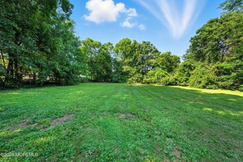 511 Burlington Road Freehold NJ 07728