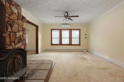 547 Brookside Drive Toms River NJ 08753