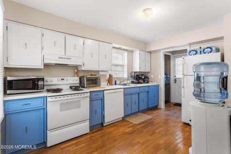 15 Dover Walk Toms River NJ 08753