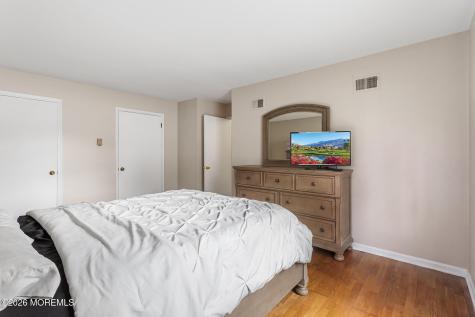15 Dover Walk Toms River NJ 08753