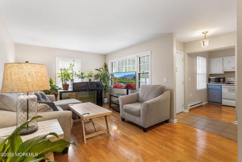 15 Dover Walk Toms River NJ 08753
