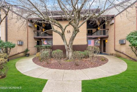 55 Amberly Drive Manalapan NJ 07726