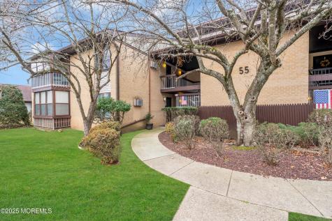 55 Amberly Drive Manalapan NJ 07726
