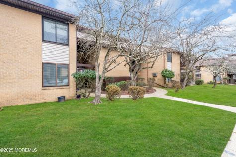 55 Amberly Drive Manalapan NJ 07726