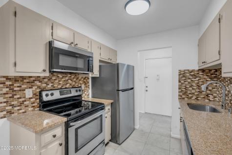 55 Amberly Drive Manalapan NJ 07726