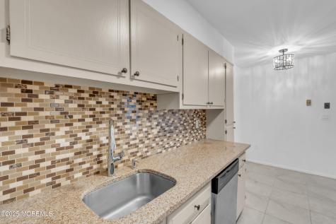 55 Amberly Drive Manalapan NJ 07726