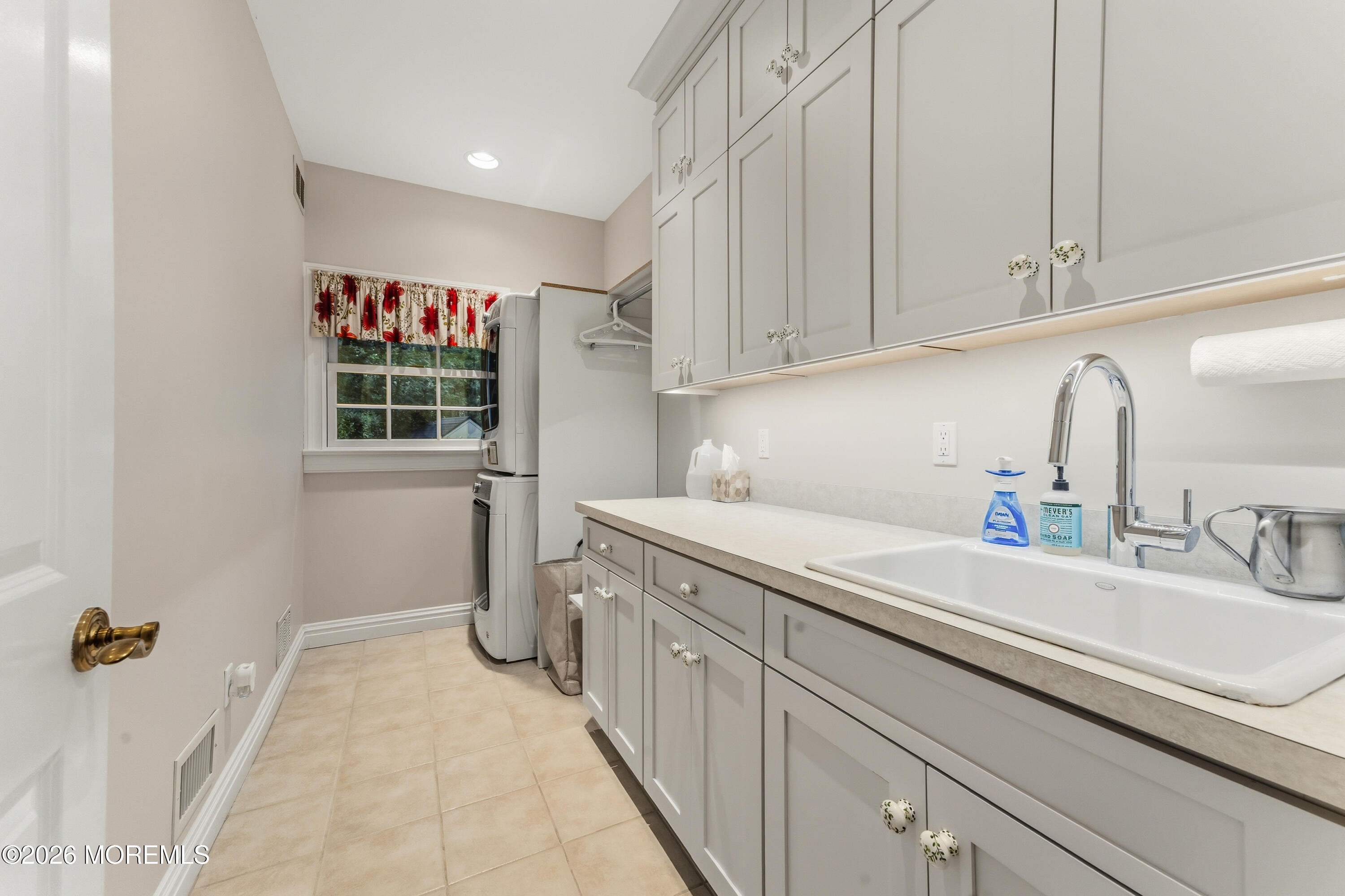 1616 Badger Drive Toms River NJ 08755
