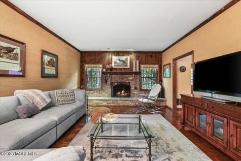 155 Borden Road Middletown NJ 07748