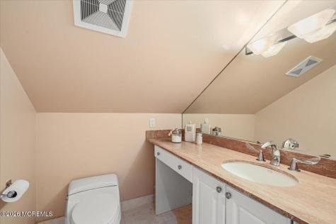 155 Borden Road Middletown NJ 07748