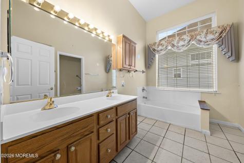 6 Rapids Court Barnegat NJ 08005