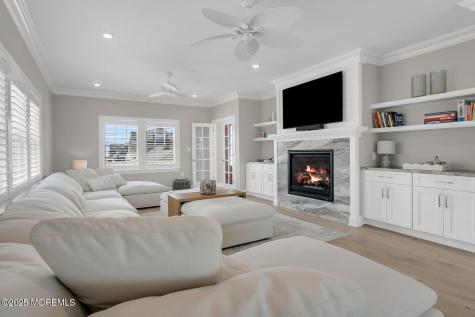 915 Barnegat Lane Mantoloking NJ 08738