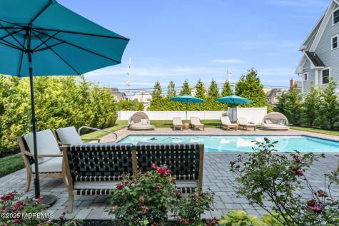 915 Barnegat Lane Mantoloking NJ 08738