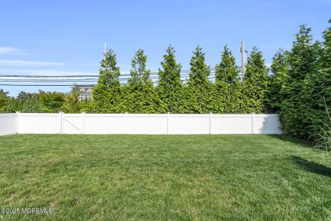 915 Barnegat Lane Mantoloking NJ 08738