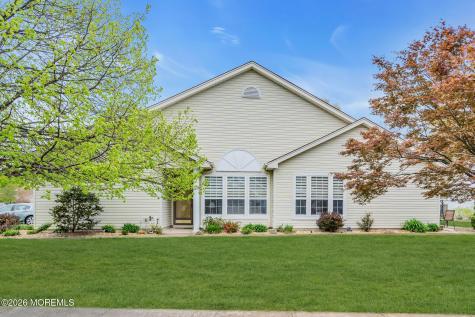 64 Symphony Avenue Bayville NJ 08721