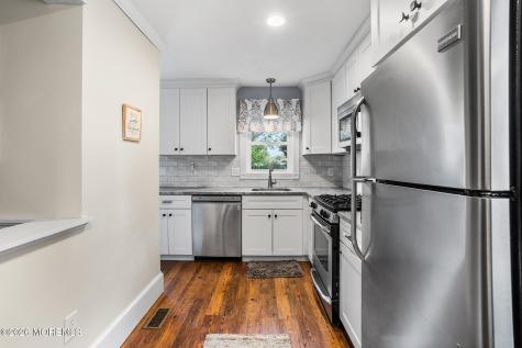 142 Otis Avenue Tuckerton NJ 08087