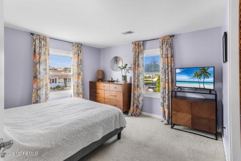 142 Otis Avenue Tuckerton NJ 08087