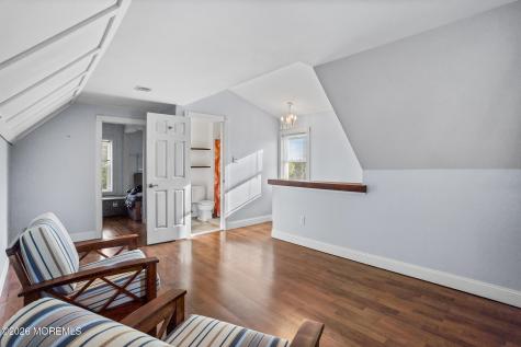 142 Otis Avenue Tuckerton NJ 08087