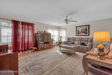 13 Newbury Row Manchester NJ 08759