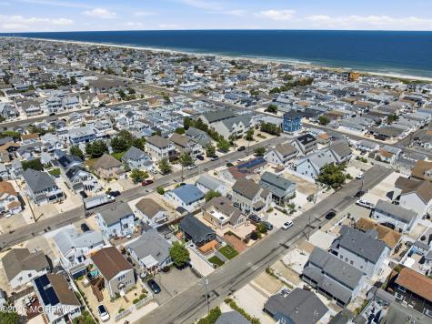 110 Surf Drive Seaside Park NJ 08752