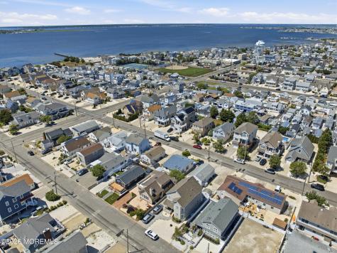 110 Surf Drive Seaside Park NJ 08752