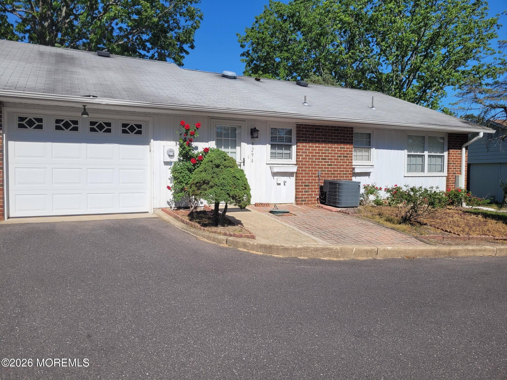 929A Thornhill Court Lakewood NJ 08701