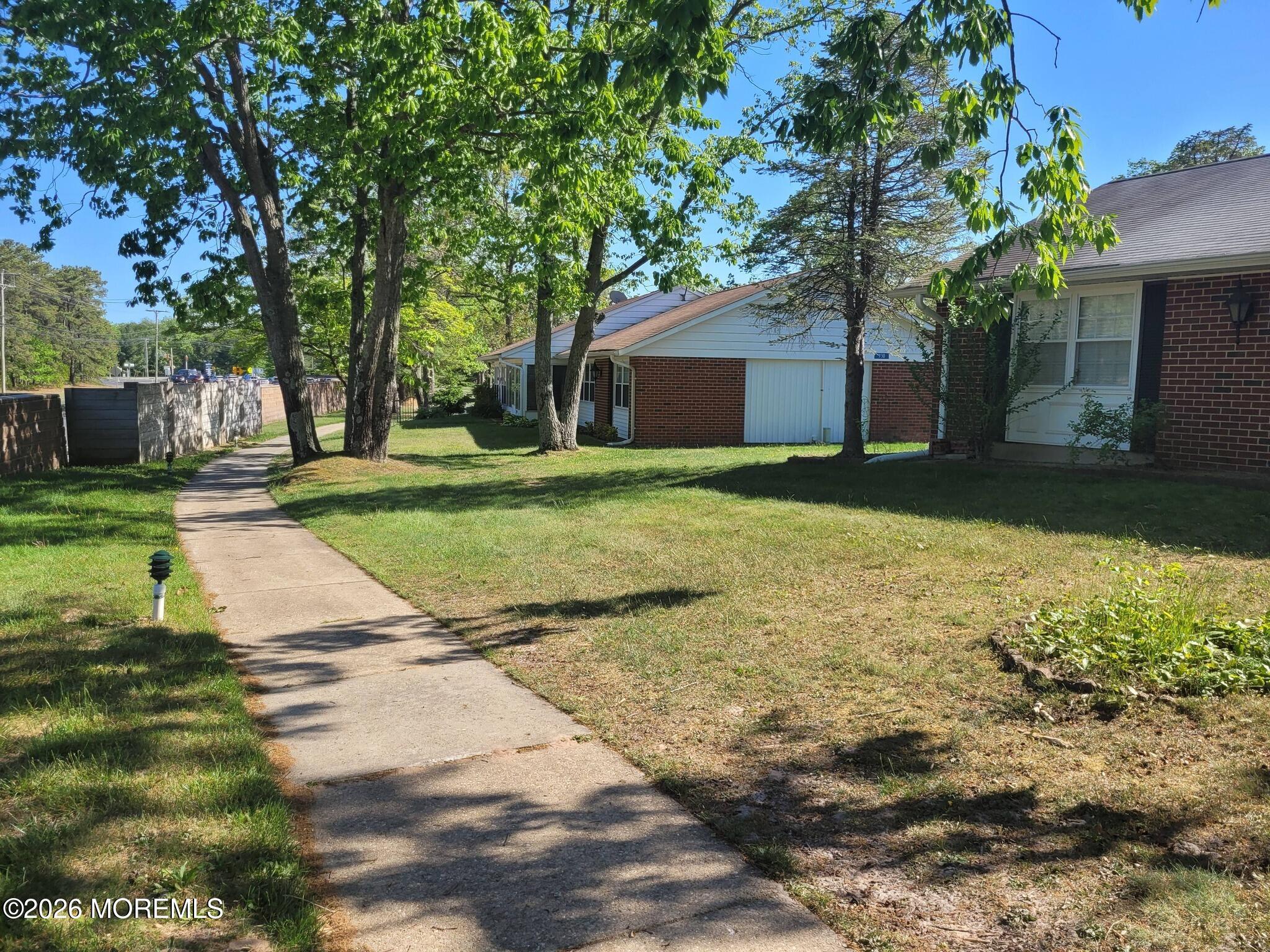 929A Thornhill Court Lakewood NJ 08701