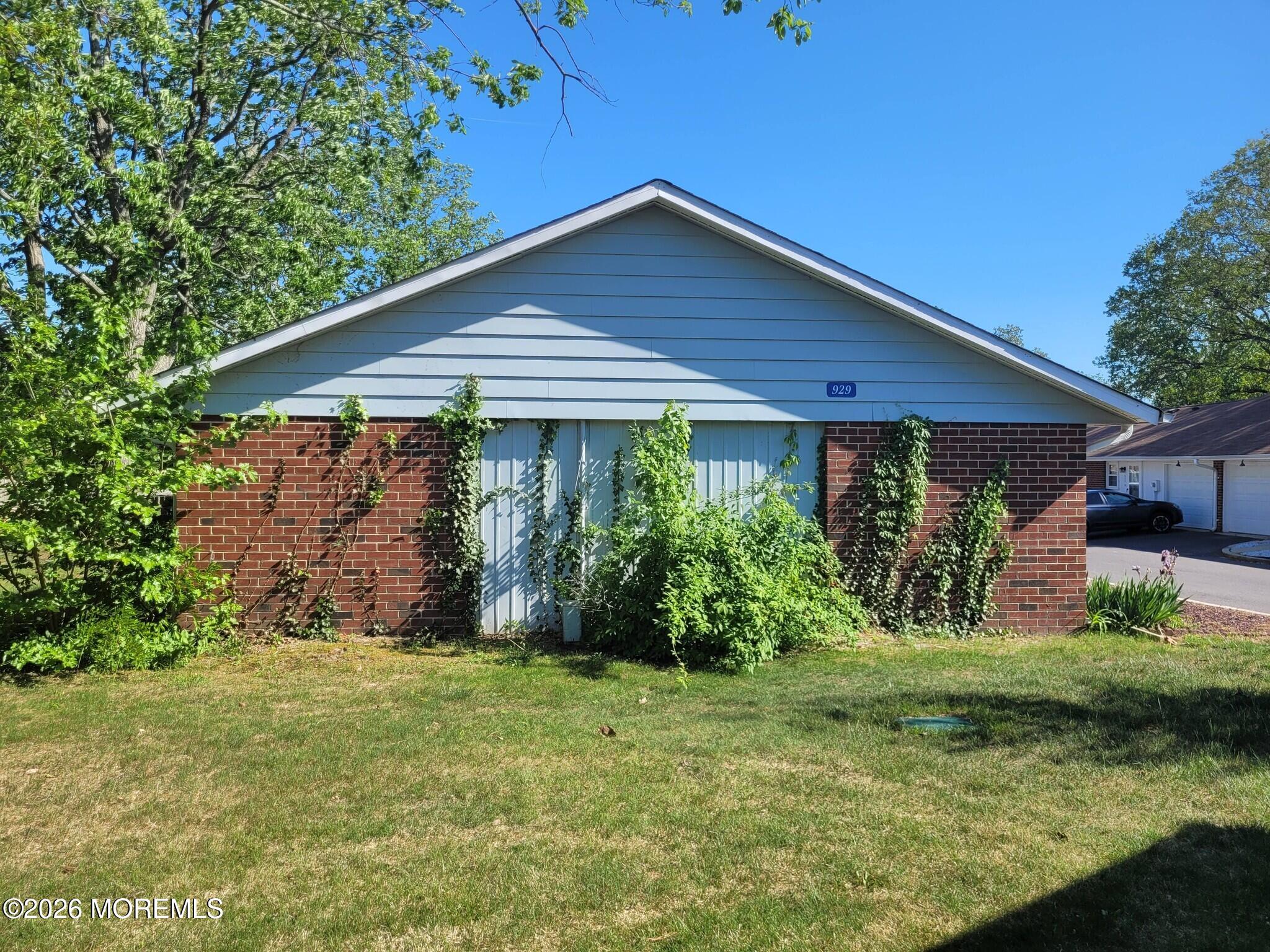 929A Thornhill Court Lakewood NJ 08701