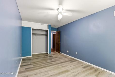 16 Woodlake Drive Lakewood NJ 08701