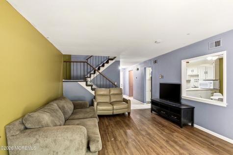 16 Woodlake Drive Lakewood NJ 08701