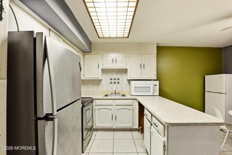 16 Woodlake Drive Lakewood NJ 08701