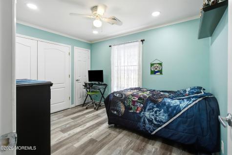 19 Bay Parkway Waretown NJ 08758
