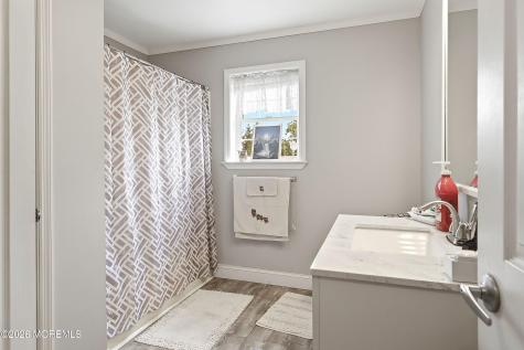 19 Bay Parkway Waretown NJ 08758