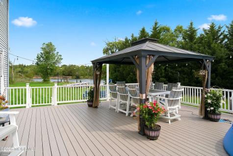 19 Bay Parkway Waretown NJ 08758