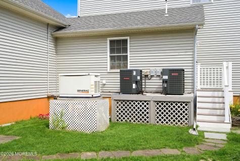 19 Bay Parkway Waretown NJ 08758