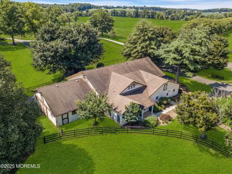 74 Red Valley Road Cream Ridge NJ 08514