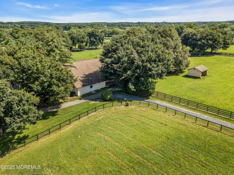 74 Red Valley Road Cream Ridge NJ 08514