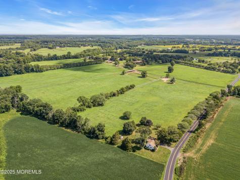 74 Red Valley Road Cream Ridge NJ 08514