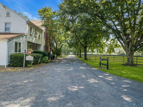 74 Red Valley Road Cream Ridge NJ 08514