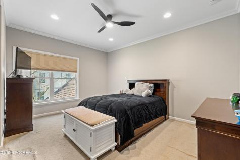 55 Hedgerow Lane Manalapan NJ 07726